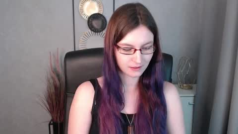 emma online show from January 2, 10:16 am