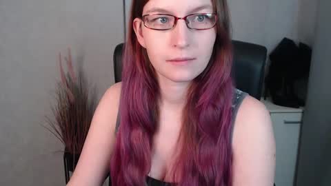 emma online show from February 12, 10:03 am