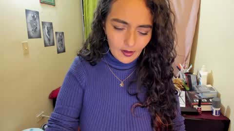  emma luxy online show from December 20, 7:01 am