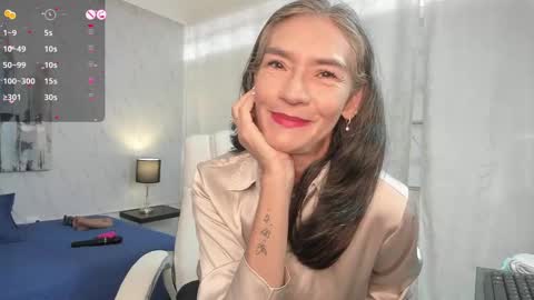 Emma  online show from February 3, 12:25 pm