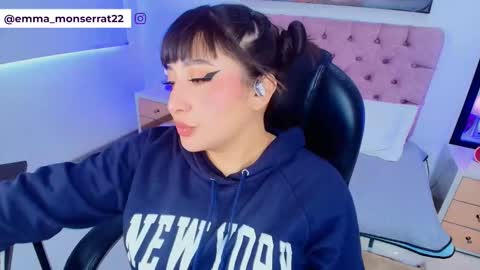 Emma Monserratt online show from March 4, 8:15 pm