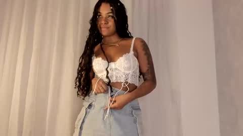 Emma Morgann online show from February 10, 11:15 am