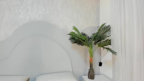 Emma Morgann online show from March 4, 11:27 am