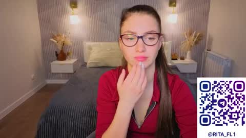 Emma Myer online show from May 5, 2:08 am
