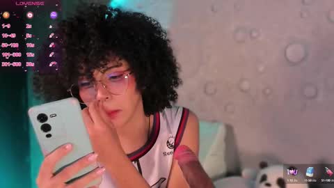 Snapshot of emma_nakamura chatting on September 25, 10:19 am online show from September 25, 10:19 am