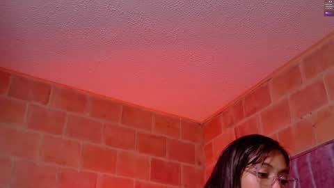 Emma Rouse Independent Model online show from June 5, 7:03 am