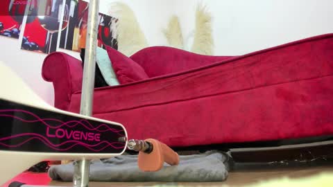 emma online show from March 14, 10:32 am