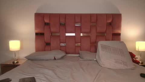 Snapshot of emma_saenz01 chatting on January 26, 12:11 pm emma_saenz01 online show from January 26, 12:11 pm