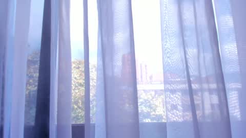 Ema online show from December 28, 3:26 pm