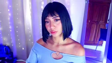 Emma web online show from March 10, 6:46 pm