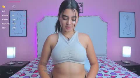emma_whitee_ online show from September 26, 2:21 pm