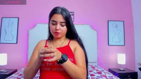 emma_whitee_ online show from November 15, 12:56 pm