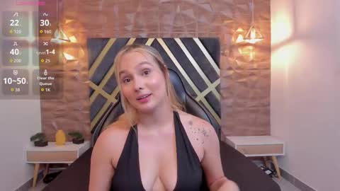 Snapshot of emmaa_white_ chatting on December 13, 7:53 pm EMMA online show from December 13, 7:53 pm