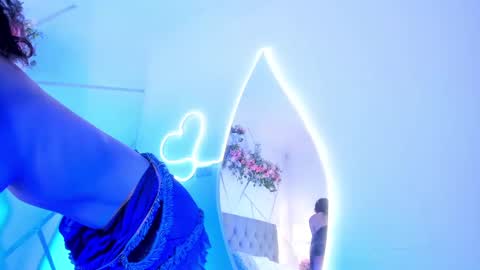 emmaaa_stoonee online show from March 2, 12:20 am