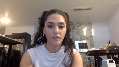 Emma online show from December 17, 5:47 pm