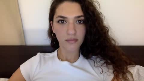 Emma online show from January 14, 8:37 pm