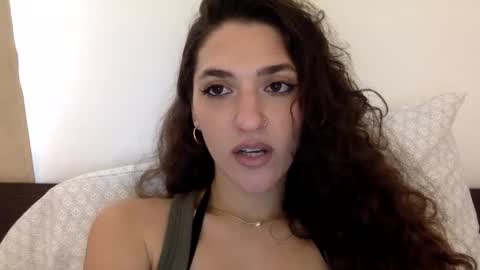 Emma online show from January 22, 6:10 pm