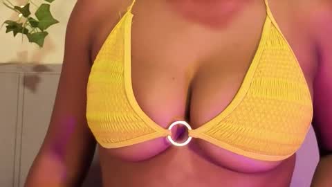 Snapshot of emmaconneer chatting on September 24, 11:08 pm Emma online show from September 24, 11:08 pm