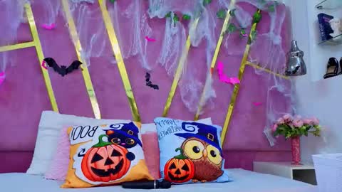 emma cortez online show from October 18, 11:55 am