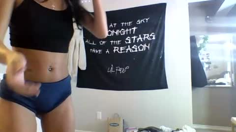 emma online show from June 26, 6:51 am