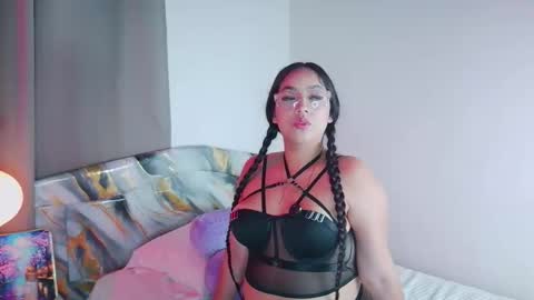 emmadembers online show from December 3, 9:13 pm