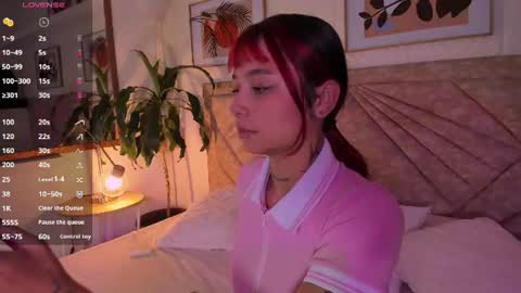           online show from July 8, 11:48 am