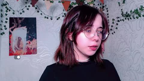 Snapshot of emmae__ chatting on February 24, 12:16 pm Emma online show from February 24, 12:16 pm