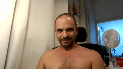 Ariel online show from June 10, 5:12 pm