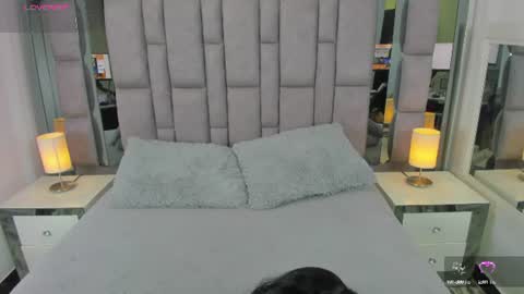 EMMA HILL online show from July 11, 11:24 am