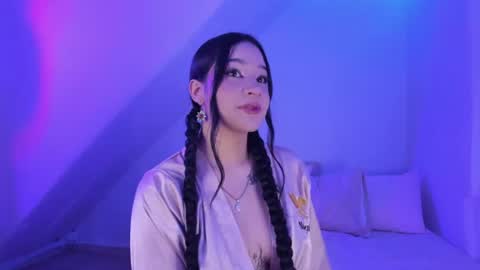 emmajohanson online show from July 21, 12:24 am