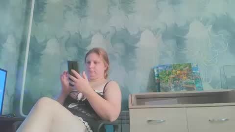 Snapshot of emmamelody944534 chatting on September 21, 8:49 am emmamelody online show from September 21, 8:49 am