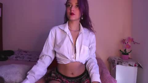 Snapshot of emmantho chatting on July 9, 8:35 pm Emmantho online show from July 9, 8:35 pm