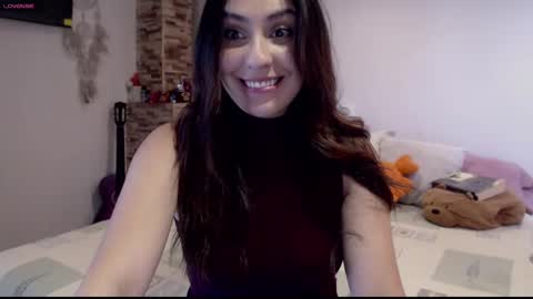 Snapshot of emmasogood chatting on November 14, 7:34 pm Emmasogood online show from November 14, 7:34 pm