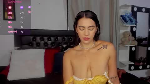 Snapshot of emmatop chatting on October 24, 9:33 pm emmatop online show from October 24, 9:33 pm