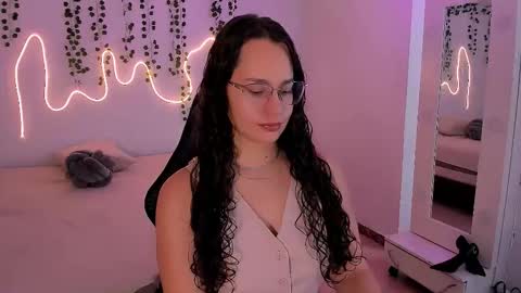 Emma Torres online show from October 15, 2:17 pm