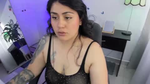 Snapshot of emmax_x chatting on September 12, 6:41 pm EMMA online show from September 12, 6:41 pm