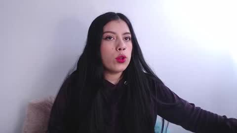 Snapshot of emmi_0 chatting on October 31, 6:53 pm Emily Independent model online show from October 31, 6:53 pm