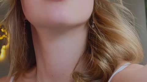 Miss Emmi online show from February 14, 9:45 am