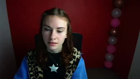 Snapshot of emmi_rossum chatting on February 25, 12:13 pm Emmi online show from February 25, 12:13 pm