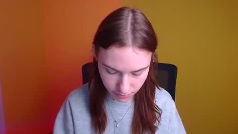 Snapshot of emmi_rossum chatting on February 27, 12:02 pm Emmi online show from February 27, 12:02 pm