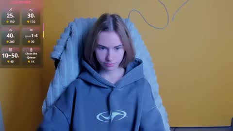 Emmi online show from December 19, 6:31 am