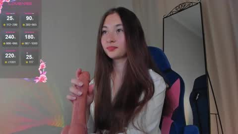 Emmi online show from September 10, 12:05 pm