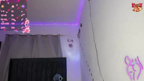 Emmie online show from January 31, 10:41 pm