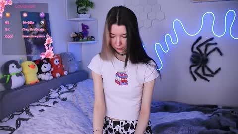 emmie_everly online show from February 27, 10:59 am