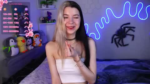 emmie_everly online show from April 30, 7:53 pm