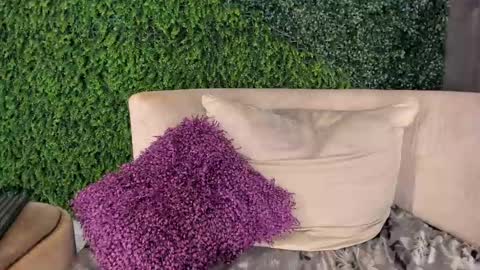 Emmiily online show from February 19, 11:25 pm