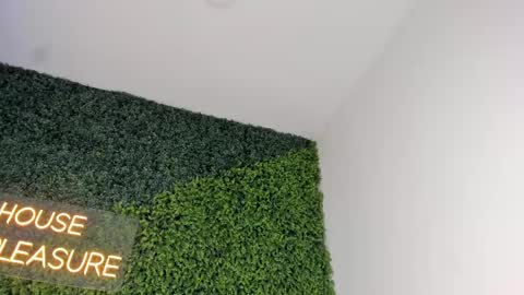 Emmiily online show from February 24, 11:19 pm