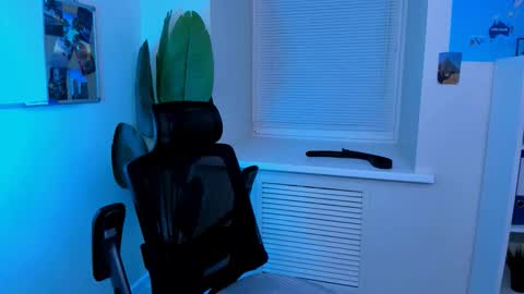 Emmit online show from March 13, 10:00 am