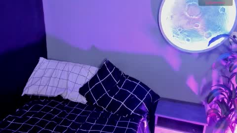 Snapshot of emmy__smith chatting on November 23, 6:57 am emmy__smith online show from November 23, 6:57 am