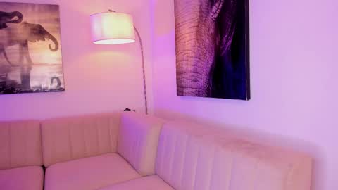 Emmy Heart online show from March 5, 4:08 am